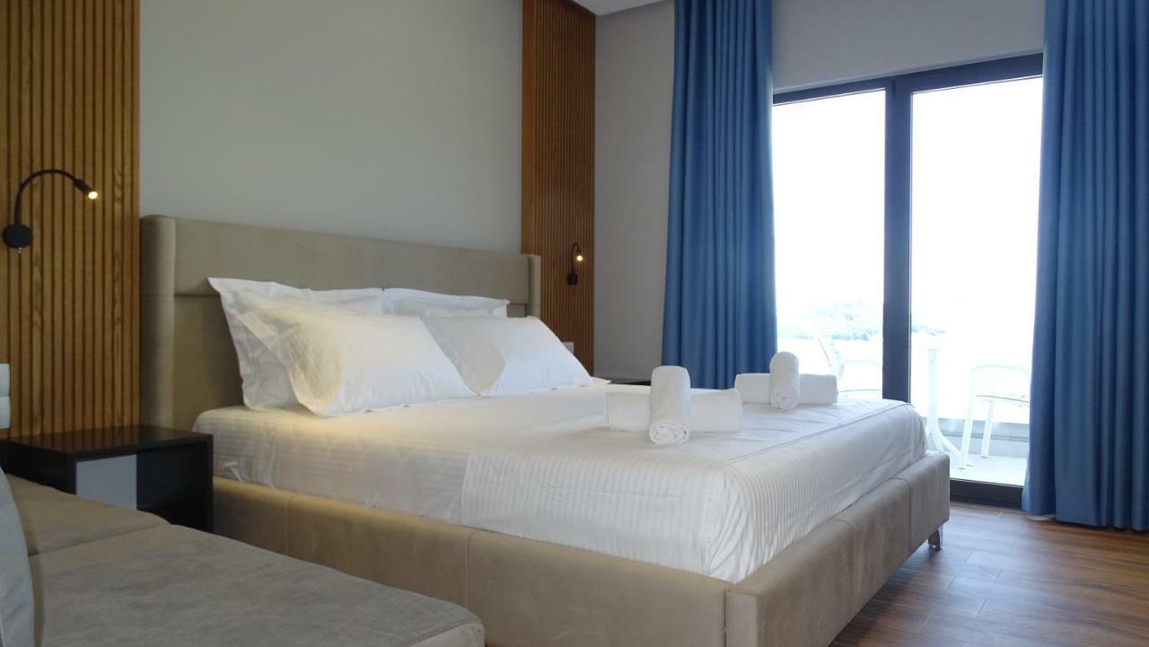 King Hotel Ksamil Extérieur photo