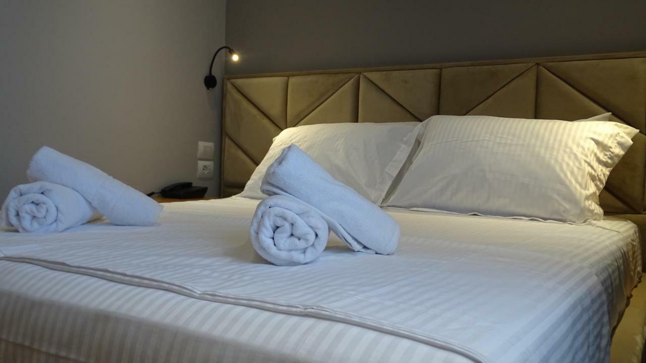 King Hotel Ksamil Extérieur photo