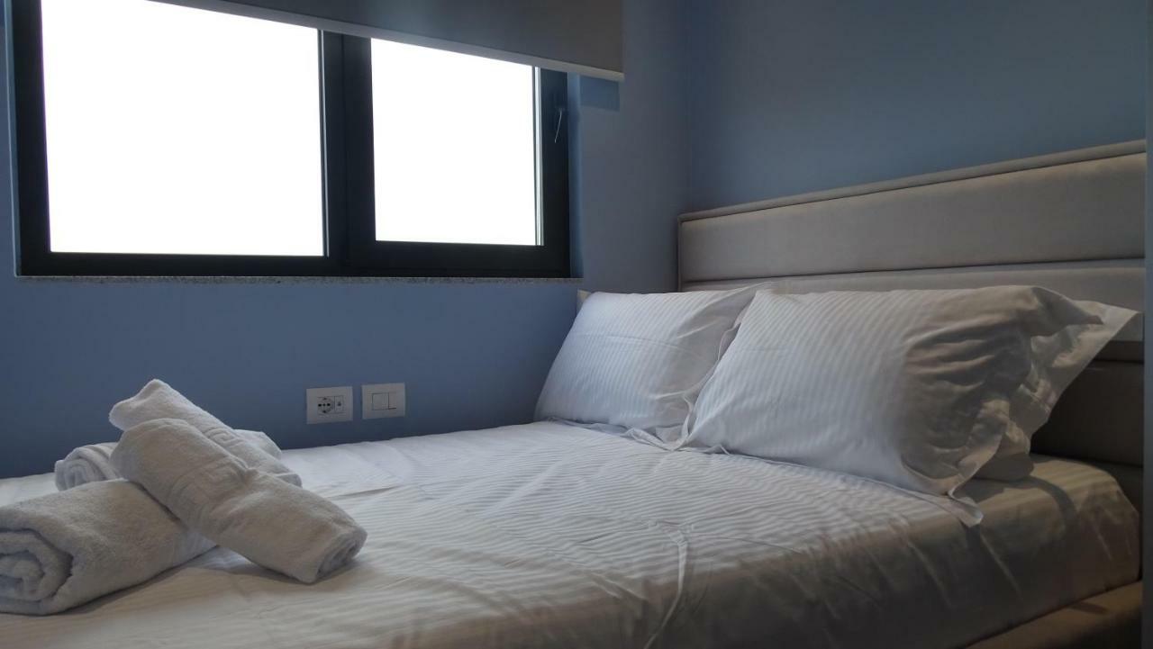 King Hotel Ksamil Extérieur photo
